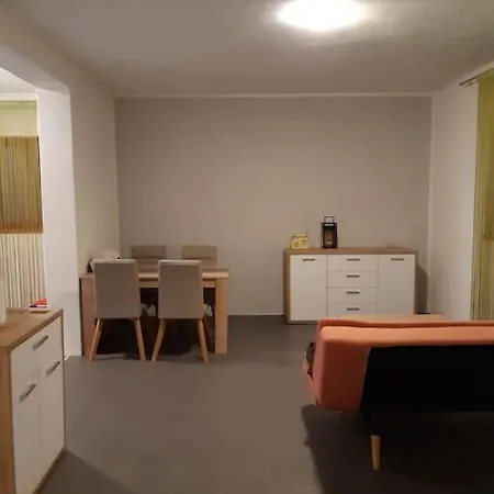 Ferienhaus In Apartman *