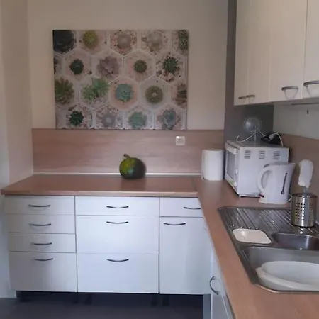 Apartman Ferienhaus In Gračac